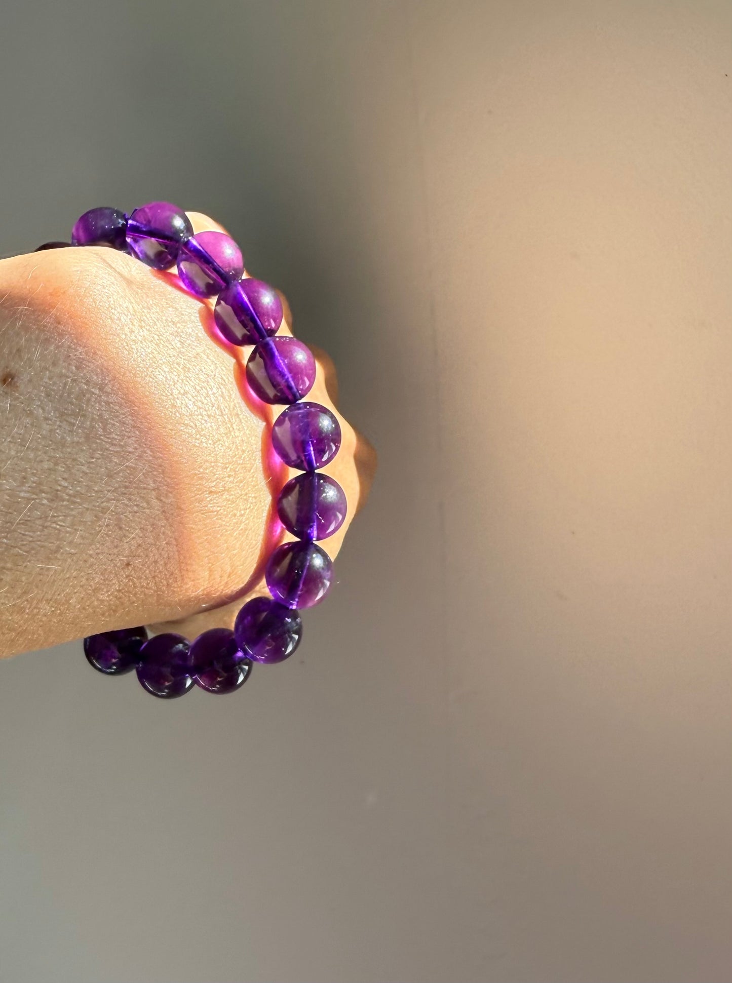 Amethyst bead bracelet